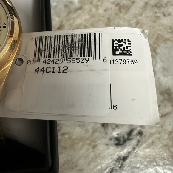 Caravelle Gold Jewelry Watch Classic Design - Picture 3 of 3